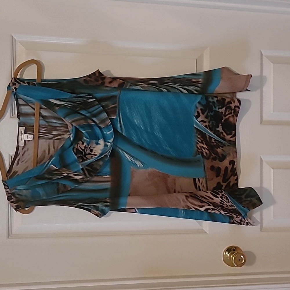 Dressbarn brown, beige and teal print top Size 1X